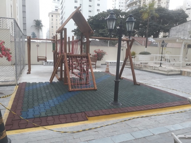 Playground de Madeira Infantil